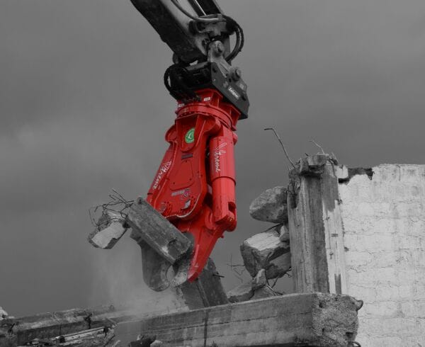 Rotar RCC concrete cutter at work