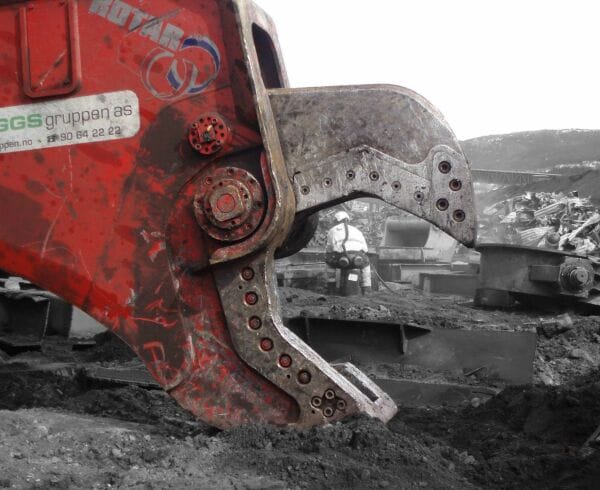 Rotar RSS scrap shear close up