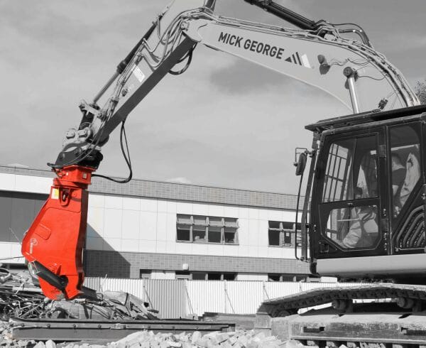 Rotar RSS scrap shear in action
